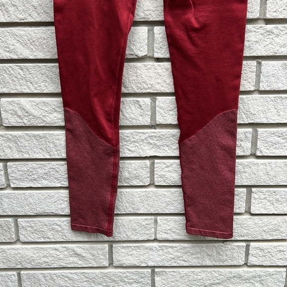 Fabletics High-Waisted Seamless Static Legging Umbria Red/Pink Buff Sz M - Picture 5 of 9